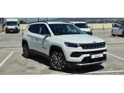Jeep Compass 1.3 Gse Limited 4x2 FWD 96 kW (130 CV) Jeep Compass 1.3 Gse Limited 4x2 FWD 96 kW (130 CV)