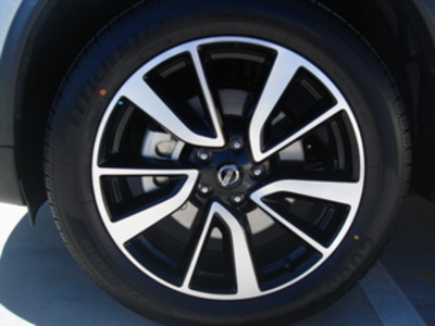 Nissan X-Trail dCi 177 Tekna 4x2 XTronic 130 kW (177 CV) Nissan X-Trail dCi 177 Tekna 4x2 XTronic 130 kW (177 CV)
