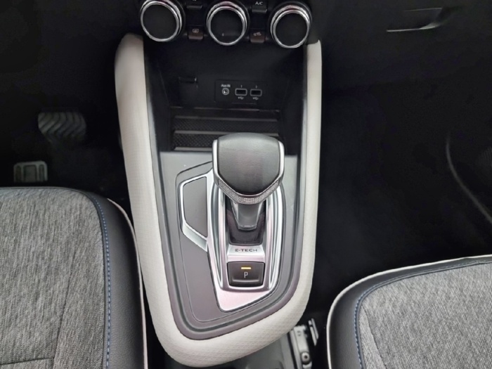 Renault Captur SL Edition E-Tech Híbrido Enchufable 118 kW (160 CV) - foto 7 de Renault Captur Renault Captur SL Edition E-Tech Híbrido Enchufable 118 kW (160 CV) - foto 7 de Renault Captur