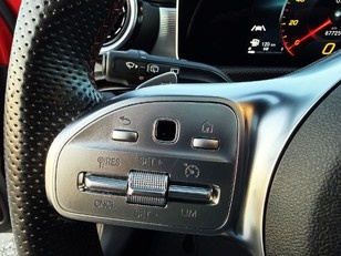 Mercedes-Benz Clase A 200 120 kW (163 CV)