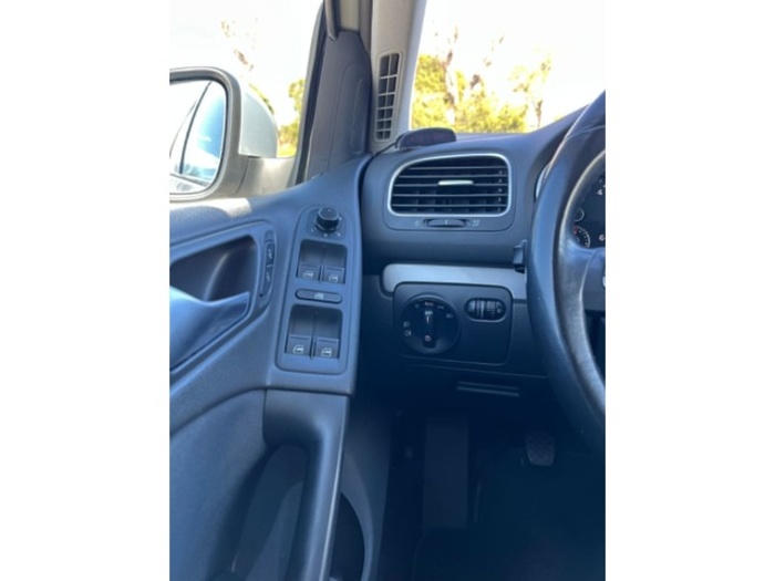 VolkswagenGolf Advance 1.6 TDI DPF 77 kW (105 CV) Vehículo usado en Barcelona - 11 VolkswagenGolf Advance 1.6 TDI DPF 77 kW (105 CV) Vehículo usado en Barcelona - 11