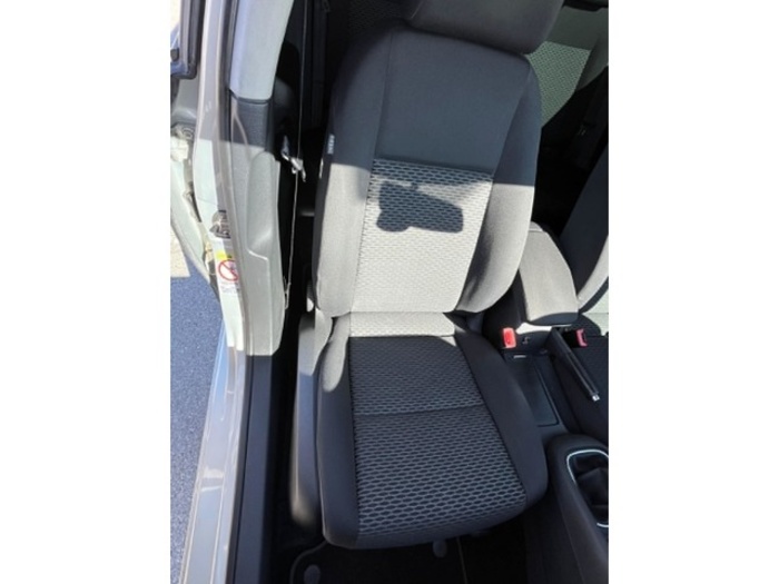 VolkswagenGolf Advance 1.6 TDI DPF 77 kW (105 CV) Vehículo usado en Barcelona - 13 VolkswagenGolf Advance 1.6 TDI DPF 77 kW (105 CV) Vehículo usado en Barcelona - 13