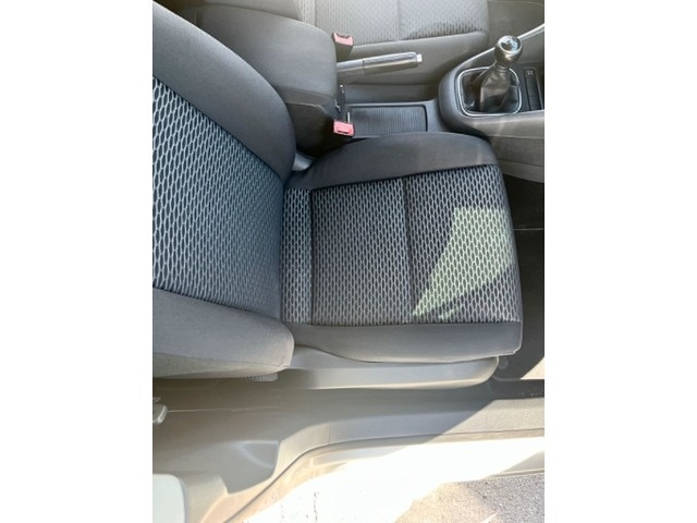 VolkswagenGolf Advance 1.6 TDI DPF 77 kW (105 CV) Vehículo usado en Barcelona - 15