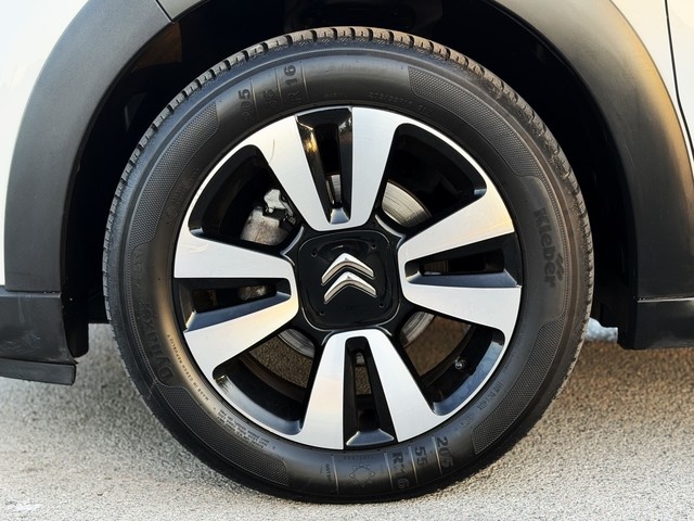 CitroenC3 BlueHDi 100 S&S FEEL 73 kW (99 CV) Vehículo usado en Barcelona - 11
