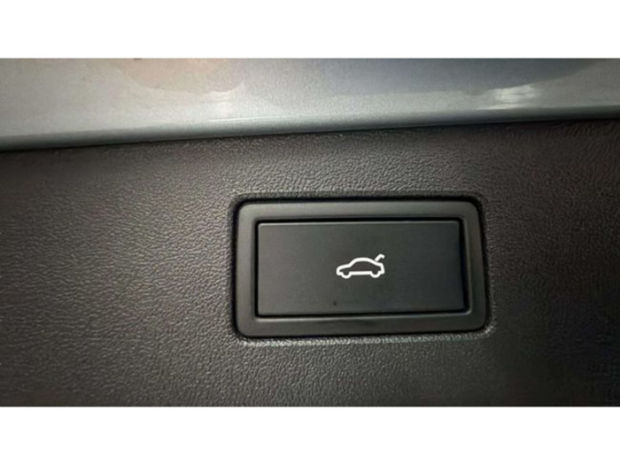 VolkswagenTiguan Life 2.0 TDI 110 kW (150 CV) DSG Vehículo usado en Barcelona - 29 VolkswagenTiguan Life 2.0 TDI 110 kW (150 CV) DSG Vehículo usado en Barcelona - 29
