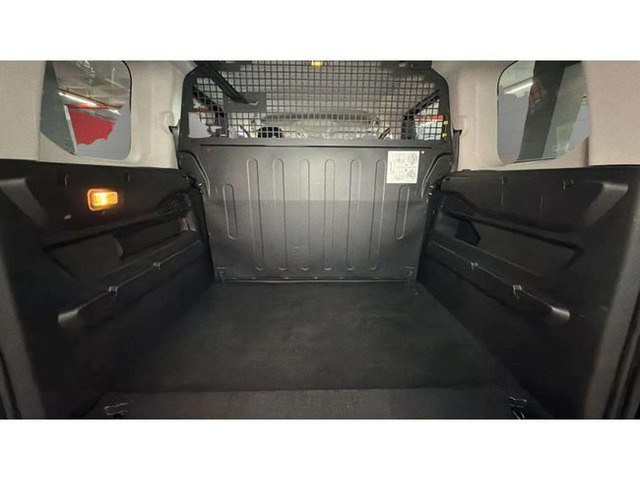 CitroenBerlingo Combi BlueHDi 100 S&S Talla M You 75 kW (102 CV) Vehículo usado en Barcelona - 21