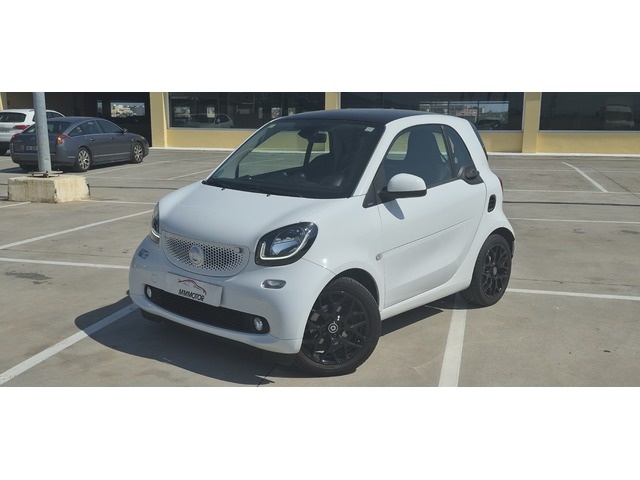 SmartForTwo Coupe 66 Passion 66 kW (90 CV) Vehículo usado en Barcelona - 1