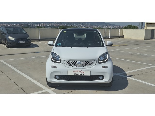 SmartForTwo Coupe 66 Passion 66 kW (90 CV) Vehículo usado en Barcelona - 2