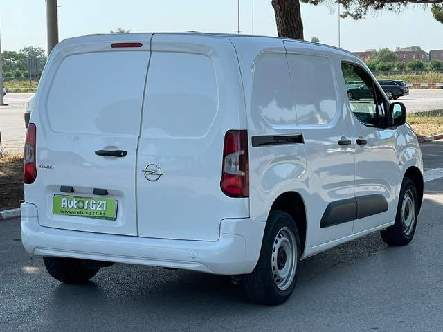 OpelCombo Cargo 1.5 TD Select L H1 1000kg 75 kW (102 CV) Vehículo usado en Barcelona - 3