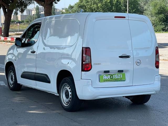OpelCombo Cargo 1.5 TD Select L H1 1000kg 75 kW (102 CV) Vehículo usado en Barcelona - 9
