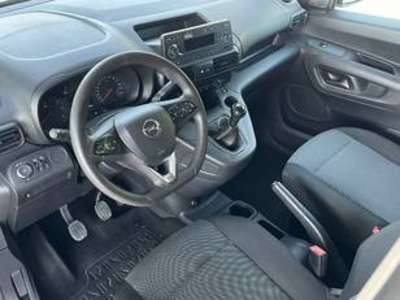 Opel Combo Cargo 1.5 TD Select L H1 1000kg 75 kW (102 CV) Opel Combo Cargo 1.5 TD Select L H1 1000kg 75 kW (102 CV)