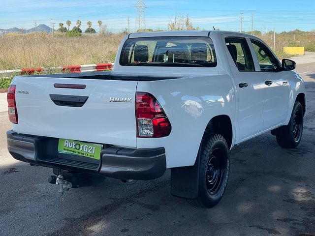 ToyotaHilux 2.4 D-4D Doble Cabina GX 110 kW (150 CV) Vehículo usado en Barcelona - 3