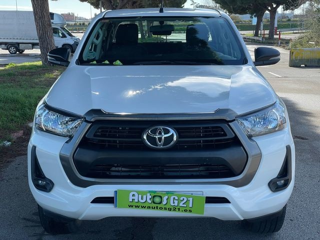 ToyotaHilux 2.4 D-4D Doble Cabina GX 110 kW (150 CV) Vehículo usado en Barcelona - 8