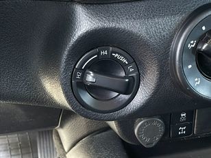 Toyota Hilux 2.4 D-4D Doble Cabina GX 110 kW (150 CV)