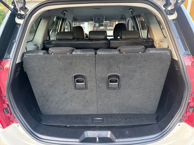 MahindraXUV500 2.2 D W8 FWD (4X2) 7 Plazas 103 kW (140 CV) Vehículo usado en Barcelona - 13