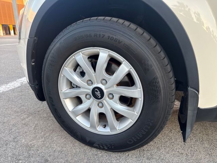 MahindraXUV500 2.2 D W8 FWD (4X2) 7 Plazas 103 kW (140 CV) Vehículo usado en Barcelona - 23 MahindraXUV500 2.2 D W8 FWD (4X2) 7 Plazas 103 kW (140 CV) Vehículo usado en Barcelona - 23