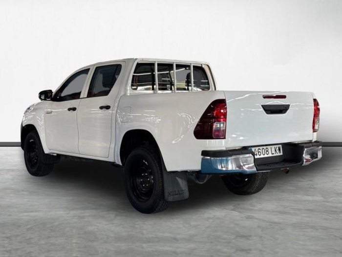 ToyotaHilux 2.4 D-4D Doble Cabina GX 110 kW (150 CV) Vehículo usado en Barcelona - 5 ToyotaHilux 2.4 D-4D Doble Cabina GX 110 kW (150 CV) Vehículo usado en Barcelona - 5