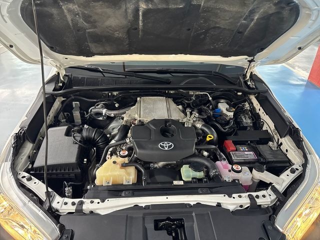 ToyotaHilux 2.4 D-4D Doble Cabina GX 110 kW (150 CV) Vehículo usado en Barcelona - 25