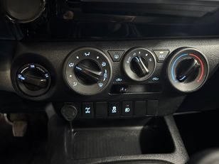Toyota Hilux 2.4 D-4D Doble Cabina GX 110 kW (150 CV)