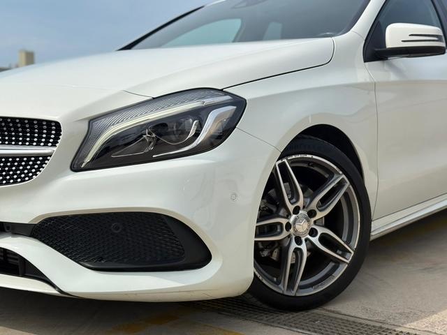 Mercedes-BenzClase A 180 d 80 kW (109 CV) Vehículo usado en Barcelona - 6