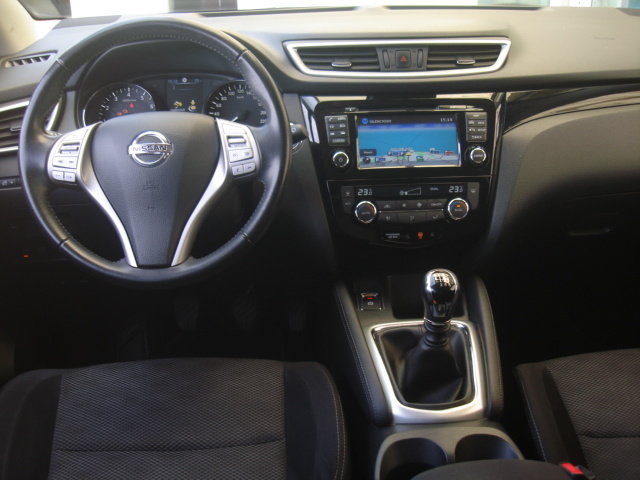 NissanQashqai DIG-T 163 N-Connecta 4x2 120 kW (163 CV) Vehículo usado en Barcelona - 10