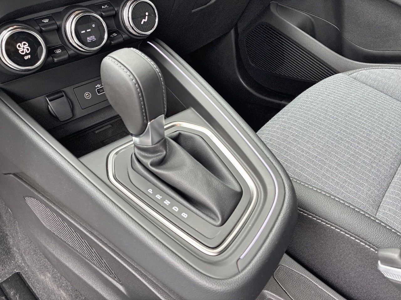 Renault Clio Techno E-Tech full Híbrido 105 kW (143 CV) - foto 7 de Renault Clio