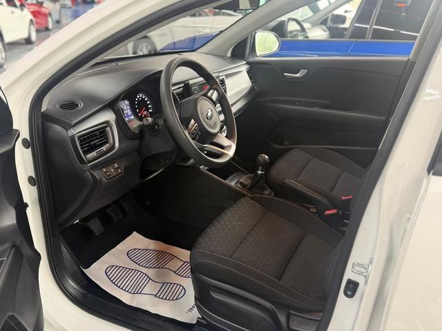 KiaRio 1.2 CVVT Concept 62 kW (84 CV) Vehículo usado en Barcelona - 5
