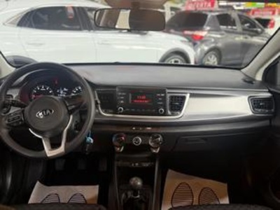 Kia Rio 1.2 CVVT Concept 62 kW (84 CV) Kia Rio 1.2 CVVT Concept 62 kW (84 CV)