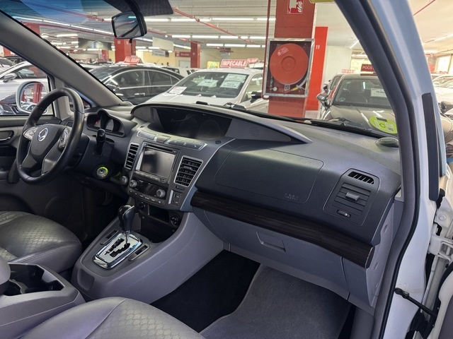 SsangyongRodius D22T Limited Auto 131 kW (178 CV) Vehículo usado en Barcelona - 7