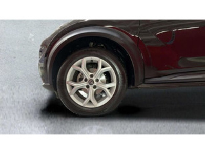 Nissan Juke DIG-T Acenta DCT 84 kW (114 CV) Nissan Juke DIG-T Acenta DCT 84 kW (114 CV)