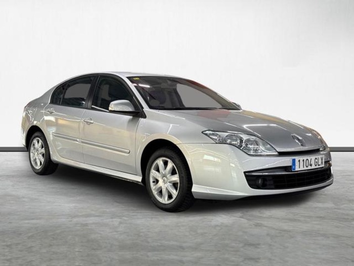 RenaultLaguna 2.0 16v Dynamique 103 kW (140 CV) Vehículo usado en Barcelona - 2 RenaultLaguna 2.0 16v Dynamique 103 kW (140 CV) Vehículo usado en Barcelona - 2