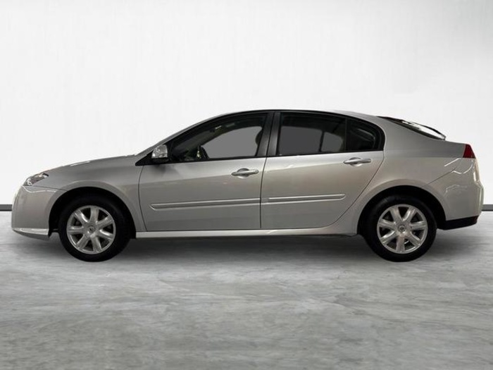 RenaultLaguna 2.0 16v Dynamique 103 kW (140 CV) Vehículo usado en Barcelona - 4 RenaultLaguna 2.0 16v Dynamique 103 kW (140 CV) Vehículo usado en Barcelona - 4