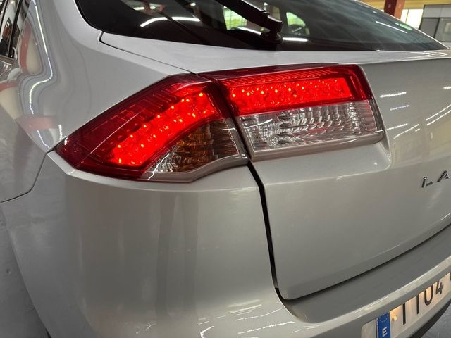 RenaultLaguna 2.0 16v Dynamique 103 kW (140 CV) Vehículo usado en Barcelona - 23 RenaultLaguna 2.0 16v Dynamique 103 kW (140 CV) Vehículo usado en Barcelona - 23