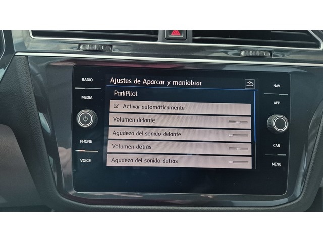 VolkswagenTiguan Sport 2.0 TDI 110 kW (150 CV) Vehículo usado en Barcelona - 29 VolkswagenTiguan Sport 2.0 TDI 110 kW (150 CV) Vehículo usado en Barcelona - 29