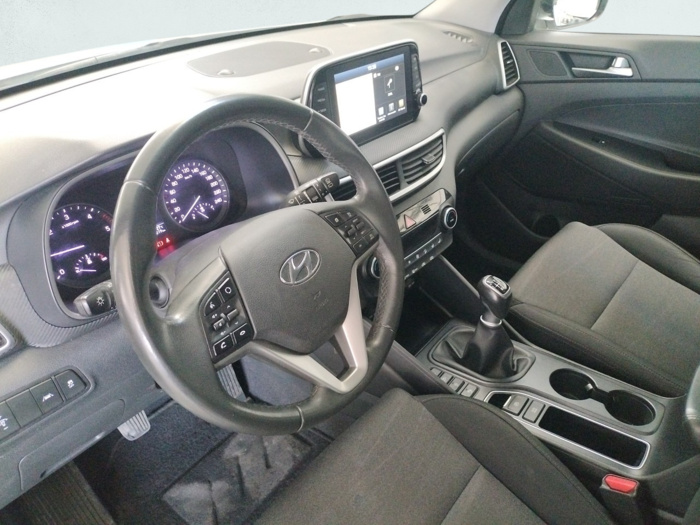 Hyundai Tucson 1.6 CRDI 48V SLE Sky 4x2 85 kW (116 CV) - foto 4 de Hyundai Tucson Hyundai Tucson 1.6 CRDI 48V SLE Sky 4x2 85 kW (116 CV) - foto 4 de Hyundai Tucson