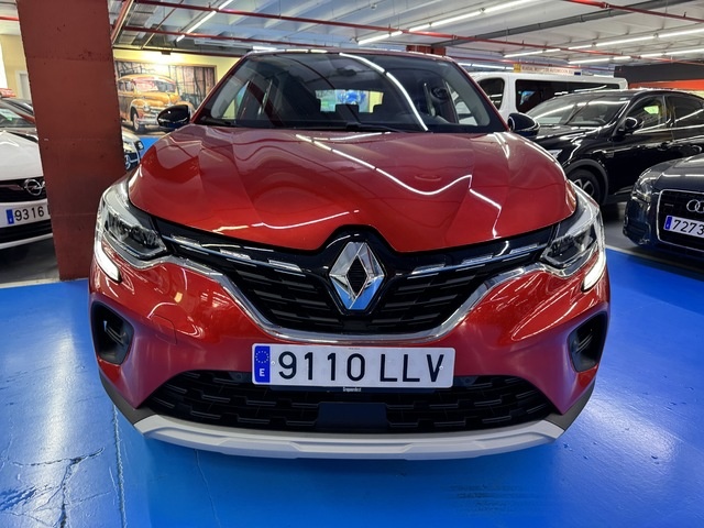 RenaultCaptur Zen TCe 74 kW (100 CV) GLP Vehículo usado en Barcelona - 3