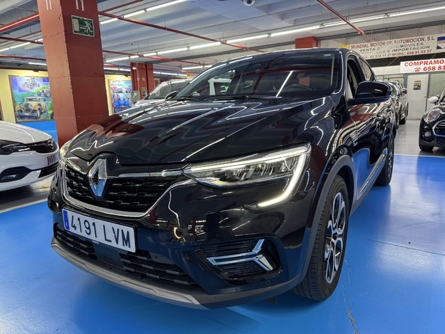 RenaultArkana Zen TCe 103 kW (140 CV) EDC Microhíbrido Vehículo usado en Barcelona - 2