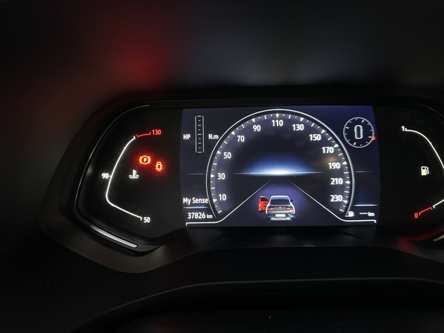 RenaultArkana Zen TCe 103 kW (140 CV) EDC Microhíbrido Vehículo usado en Barcelona - 18