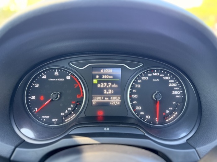 AudiA3 Sportback 2.0 TFSI quattro 140 kW (190 CV) S tronic Vehículo usado en Barcelona - 21 AudiA3 Sportback 2.0 TFSI quattro 140 kW (190 CV) S tronic Vehículo usado en Barcelona - 21