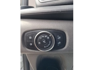 Ford Transit Custom Kombi 2.0 TDCI 320 L1 Trend 125 kW (170 CV) Ford Transit Custom Kombi 2.0 TDCI 320 L1 Trend 125 kW (170 CV)