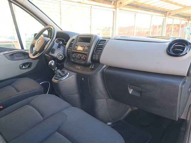 RenaultTrafic dCi 125 Passenger Combi TT Largo Energy Ed. 92 kW (125 CV) Vehículo usado en Barcelona - 12