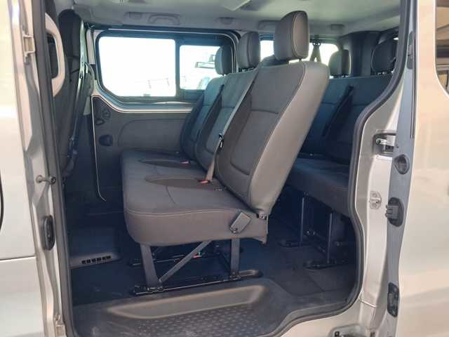 RenaultTrafic dCi 125 Passenger Combi TT Largo Energy Ed. 92 kW (125 CV) Vehículo usado en Barcelona - 15