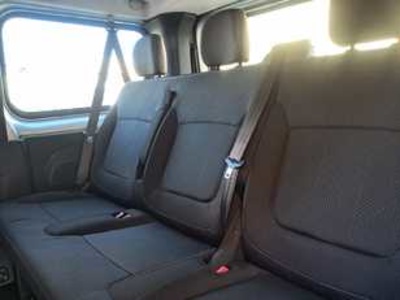 Renault Trafic dCi 125 Passenger Combi TT Largo Energy Ed. 92 kW (125 CV) Renault Trafic dCi 125 Passenger Combi TT Largo Energy Ed. 92 kW (125 CV)