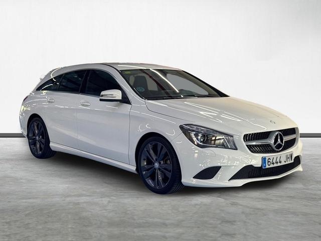 Mercedes-BenzCLA Shooting Brake 180 90 kW (122 CV) Vehículo usado en Barcelona - 2
