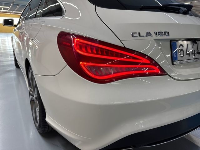 Mercedes-BenzCLA Shooting Brake 180 90 kW (122 CV) Vehículo usado en Barcelona - 25