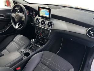 Mercedes-Benz CLA Shooting Brake 180 90 kW (122 CV)
