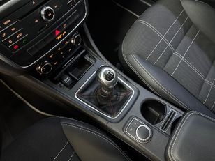 Mercedes-Benz CLA Shooting Brake 180 90 kW (122 CV)