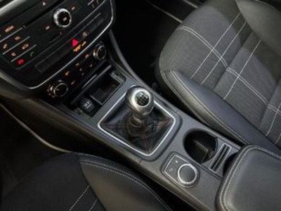 Mercedes-Benz CLA Shooting Brake 180 90 kW (122 CV) Mercedes-Benz CLA Shooting Brake 180 90 kW (122 CV)