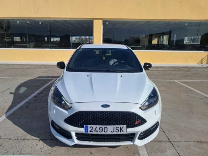 FordFocus 2.0 TDCI S&S ST 136 kW (185 CV) Vehículo usado en Barcelona - 2 FordFocus 2.0 TDCI S&S ST 136 kW (185 CV) Vehículo usado en Barcelona - 2