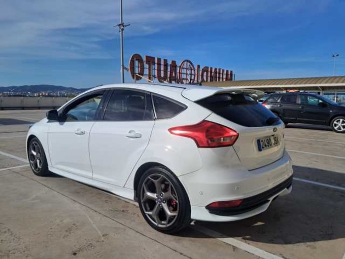 FordFocus 2.0 TDCI S&S ST 136 kW (185 CV) Vehículo usado en Barcelona - 6 FordFocus 2.0 TDCI S&S ST 136 kW (185 CV) Vehículo usado en Barcelona - 6